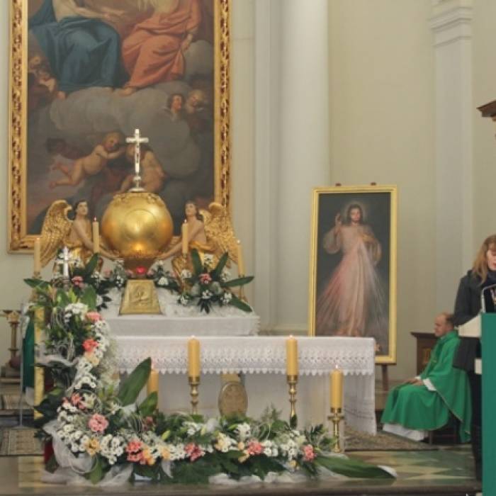Także młodzież z daleszyckiego gimnazjum włączyła się w liturgię 